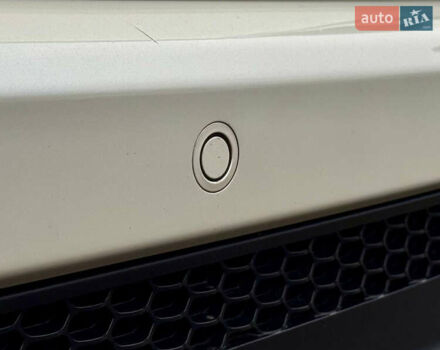 Белый Джип Компас, объемом двигателя 2.4 л и пробегом 71 тыс. км за 16900 $, фото 17 на Automoto.ua