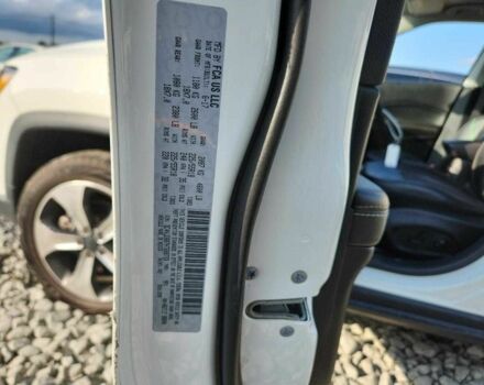 Белый Джип Компас, объемом двигателя 2.4 л и пробегом 95 тыс. км за 2700 $, фото 12 на Automoto.ua