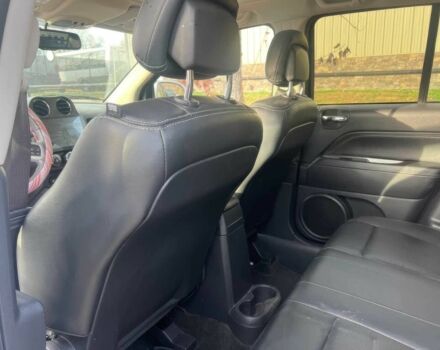 Білий Джип Compass, об'ємом двигуна 2.4 л та пробігом 62 тис. км за 5500 $, фото 10 на Automoto.ua