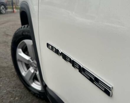 Белый Джип Компас, объемом двигателя 2.4 л и пробегом 120 тыс. км за 15800 $, фото 6 на Automoto.ua