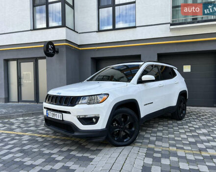 Белый Джип Компас, объемом двигателя 2.36 л и пробегом 85 тыс. км за 13990 $, фото 2 на Automoto.ua