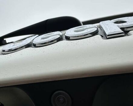 Белый Джип Компас, объемом двигателя 2.4 л и пробегом 120 тыс. км за 15800 $, фото 12 на Automoto.ua