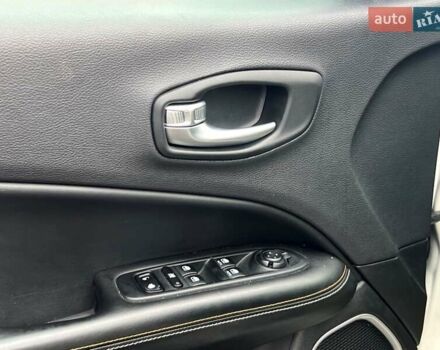 Белый Джип Компас, объемом двигателя 2.36 л и пробегом 199 тыс. км за 13999 $, фото 33 на Automoto.ua