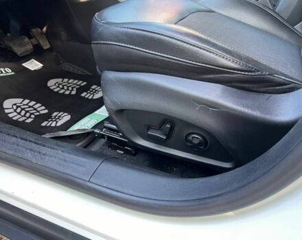 Джип Компас 2017 в Черновцах на Automoto.ua Белый Джип Компас, объемом двигателя 2.4 л и пробегом 221 тыс. км за 15300 $, фото 13 на Automoto.ua