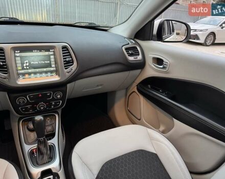 Белый Джип Компас, объемом двигателя 2.4 л и пробегом 120 тыс. км за 15900 $, фото 25 на Automoto.ua