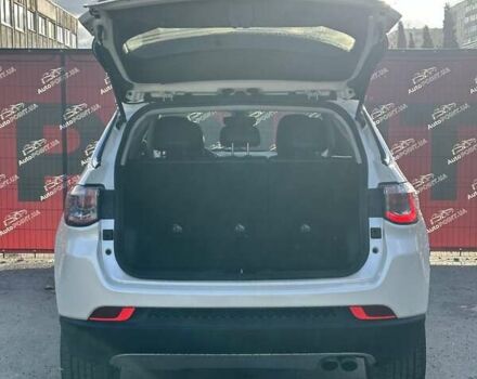 Білий Джип Compass, об'ємом двигуна 0 л та пробігом 194 тис. км за 14950 $, фото 12 на Automoto.ua