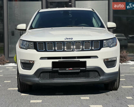 Білий Джип Compass, об'ємом двигуна 2.4 л та пробігом 72 тис. км за 11800 $, фото 4 на Automoto.ua