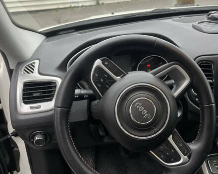 Білий Джип Compass, об'ємом двигуна 2.36 л та пробігом 205 тис. км за 12799 $, фото 11 на Automoto.ua