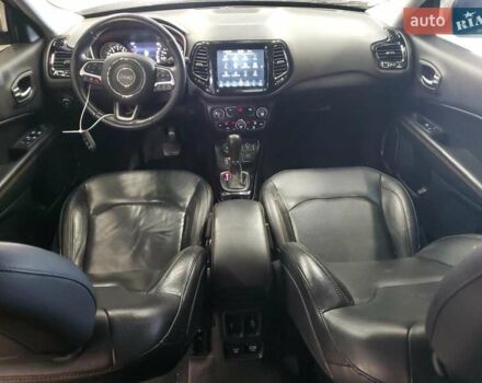 Джип Compass 2017 у Вінниці на Automoto.ua Білий Джип Compass, об'ємом двигуна 2.4 л та пробігом 168 тис. км за 2200 $, фото 7 на Automoto.ua