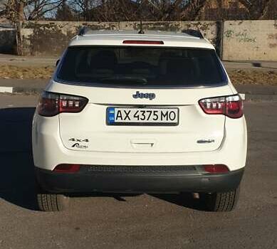 Белый Джип Компас, объемом двигателя 2.4 л и пробегом 160 тыс. км за 16400 $, фото 2 на Automoto.ua
