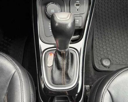 Білий Джип Compass, об'ємом двигуна 2 л та пробігом 95 тис. км за 10200 $, фото 11 на Automoto.ua