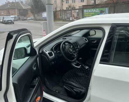 Білий Джип Compass, об'ємом двигуна 2.36 л та пробігом 205 тис. км за 12799 $, фото 10 на Automoto.ua
