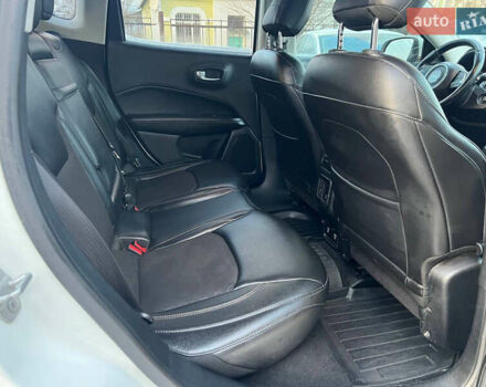 Білий Джип Compass, об'ємом двигуна 2.4 л та пробігом 63 тис. км за 15999 $, фото 17 на Automoto.ua