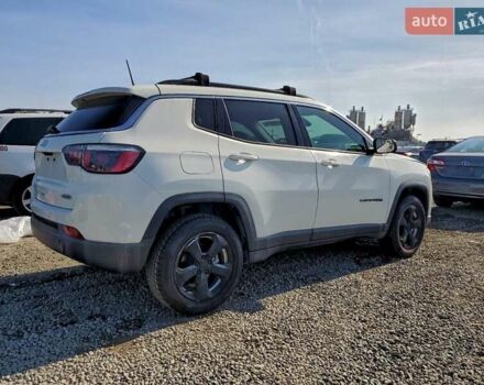 Белый Джип Компас, объемом двигателя 2.36 л и пробегом 124 тыс. км за 2000 $, фото 2 на Automoto.ua