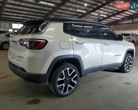 Джип Compass 2017 у Вінниці на Automoto.ua Білий Джип Compass, об'ємом двигуна 2.4 л та пробігом 168 тис. км за 2200 $, фото 2 на Automoto.ua