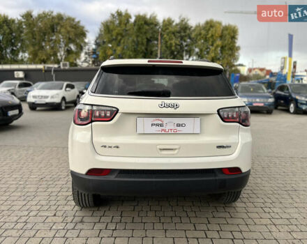 Белый Джип Компас, объемом двигателя 2.4 л и пробегом 191 тыс. км за 13300 $, фото 3 на Automoto.ua