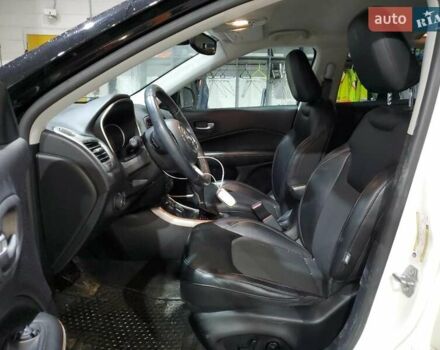 Белый Джип Компас, объемом двигателя 2.36 л и пробегом 115 тыс. км за 1800 $, фото 6 на Automoto.ua