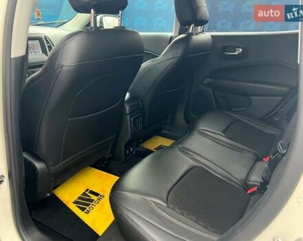 Белый Джип Компас, объемом двигателя 2.36 л и пробегом 199 тыс. км за 13999 $, фото 53 на Automoto.ua