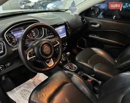 Джип Компас 2017 в Каменское - Днепродзержинск на Automoto.ua Белый Джип Компас, объемом двигателя 2.36 л и пробегом 102 тыс. км за 14799 $, фото 10 на Automoto.ua