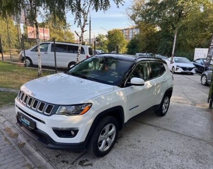 Джип Компас 2017 в Черновцах на Automoto.ua Белый Джип Компас, объемом двигателя 2.4 л и пробегом 221 тыс. км за 15300 $, фото 4 на Automoto.ua