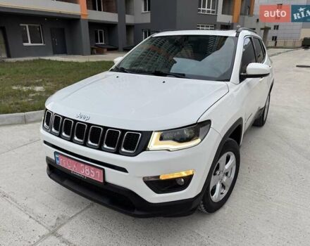 Белый Джип Компас, объемом двигателя 2.4 л и пробегом 120 тыс. км за 15900 $, фото 1 на Automoto.ua