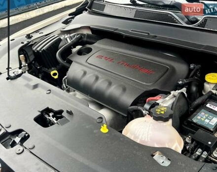 Белый Джип Компас, объемом двигателя 2.36 л и пробегом 199 тыс. км за 13999 $, фото 32 на Automoto.ua