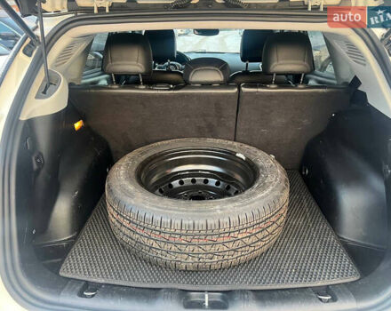 Білий Джип Compass, об'ємом двигуна 2.4 л та пробігом 63 тис. км за 15999 $, фото 23 на Automoto.ua