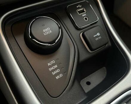 Белый Джип Компас, объемом двигателя 2.4 л и пробегом 120 тыс. км за 15800 $, фото 38 на Automoto.ua