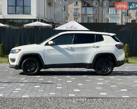 Білий Джип Compass, об'ємом двигуна 2.4 л та пробігом 72 тис. км за 11800 $, фото 5 на Automoto.ua