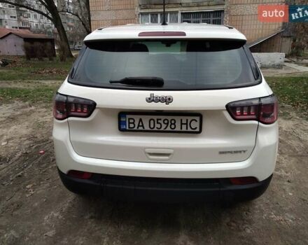 Белый Джип Компас, объемом двигателя 2.4 л и пробегом 125 тыс. км за 13800 $, фото 3 на Automoto.ua