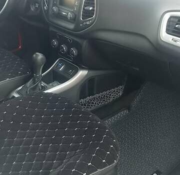 Білий Джип Compass, об'ємом двигуна 2.4 л та пробігом 204 тис. км за 11500 $, фото 10 на Automoto.ua