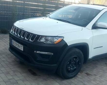 Білий Джип Compass, об'ємом двигуна 2.4 л та пробігом 204 тис. км за 11500 $, фото 1 на Automoto.ua