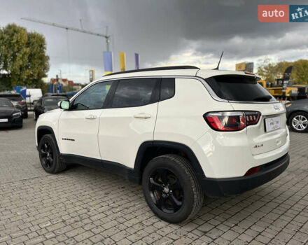 Белый Джип Компас, объемом двигателя 2.4 л и пробегом 191 тыс. км за 13300 $, фото 2 на Automoto.ua