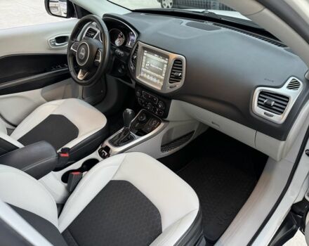 Белый Джип Компас, объемом двигателя 0 л и пробегом 120 тыс. км за 15900 $, фото 12 на Automoto.ua