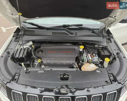 Белый Джип Компас, объемом двигателя 2.36 л и пробегом 203 тыс. км за 13999 $, фото 23 на Automoto.ua