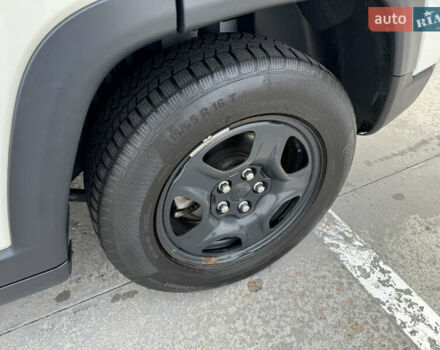 Белый Джип Компас, объемом двигателя 2.4 л и пробегом 162 тыс. км за 11800 $, фото 8 на Automoto.ua