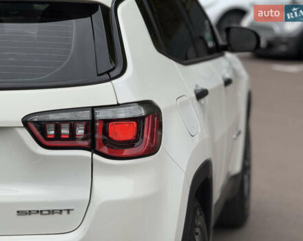 Белый Джип Компас, объемом двигателя 2.36 л и пробегом 203 тыс. км за 13999 $, фото 12 на Automoto.ua