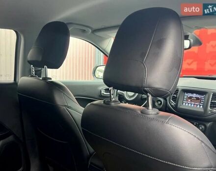 Белый Джип Компас, объемом двигателя 2.36 л и пробегом 199 тыс. км за 13999 $, фото 61 на Automoto.ua