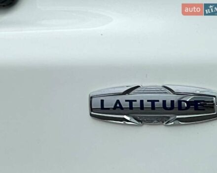 Белый Джип Компас, объемом двигателя 2.36 л и пробегом 199 тыс. км за 13999 $, фото 18 на Automoto.ua