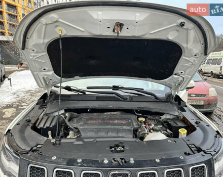 Белый Джип Компас, объемом двигателя 2.36 л и пробегом 122 тыс. км за 12900 $, фото 16 на Automoto.ua