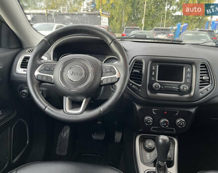 Белый Джип Компас, объемом двигателя 2.4 л и пробегом 191 тыс. км за 13300 $, фото 10 на Automoto.ua