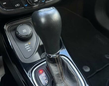 Білий Джип Compass, об'ємом двигуна 0 л та пробігом 194 тис. км за 14950 $, фото 14 на Automoto.ua