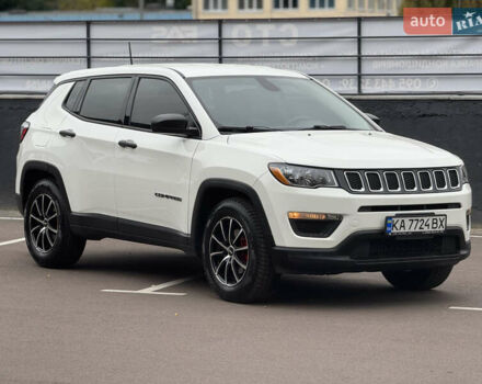 Белый Джип Компас, объемом двигателя 2.36 л и пробегом 203 тыс. км за 13999 $, фото 1 на Automoto.ua
