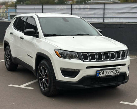 Белый Джип Компас, объемом двигателя 2.36 л и пробегом 203 тыс. км за 13999 $, фото 3 на Automoto.ua