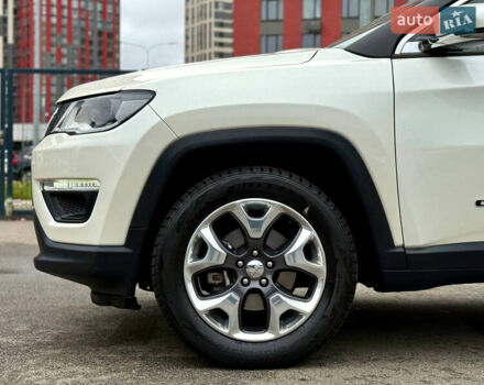 Белый Джип Компас, объемом двигателя 2.4 л и пробегом 71 тыс. км за 16900 $, фото 10 на Automoto.ua