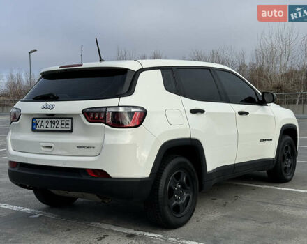 Белый Джип Компас, объемом двигателя 2.4 л и пробегом 162 тыс. км за 11800 $, фото 3 на Automoto.ua