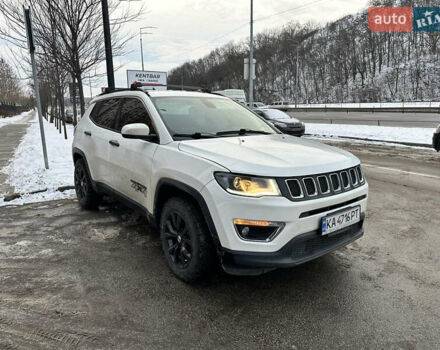 Белый Джип Компас, объемом двигателя 2.36 л и пробегом 122 тыс. км за 12900 $, фото 3 на Automoto.ua