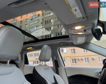 Белый Джип Компас, объемом двигателя 2.4 л и пробегом 120 тыс. км за 15900 $, фото 39 на Automoto.ua