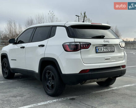 Белый Джип Компас, объемом двигателя 2.4 л и пробегом 162 тыс. км за 11800 $, фото 5 на Automoto.ua