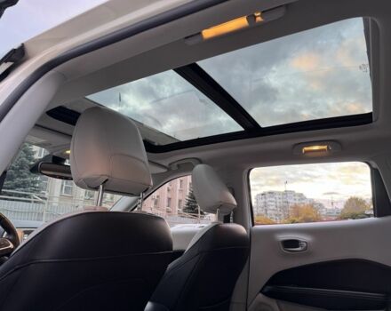 Белый Джип Компас, объемом двигателя 0 л и пробегом 120 тыс. км за 15900 $, фото 10 на Automoto.ua